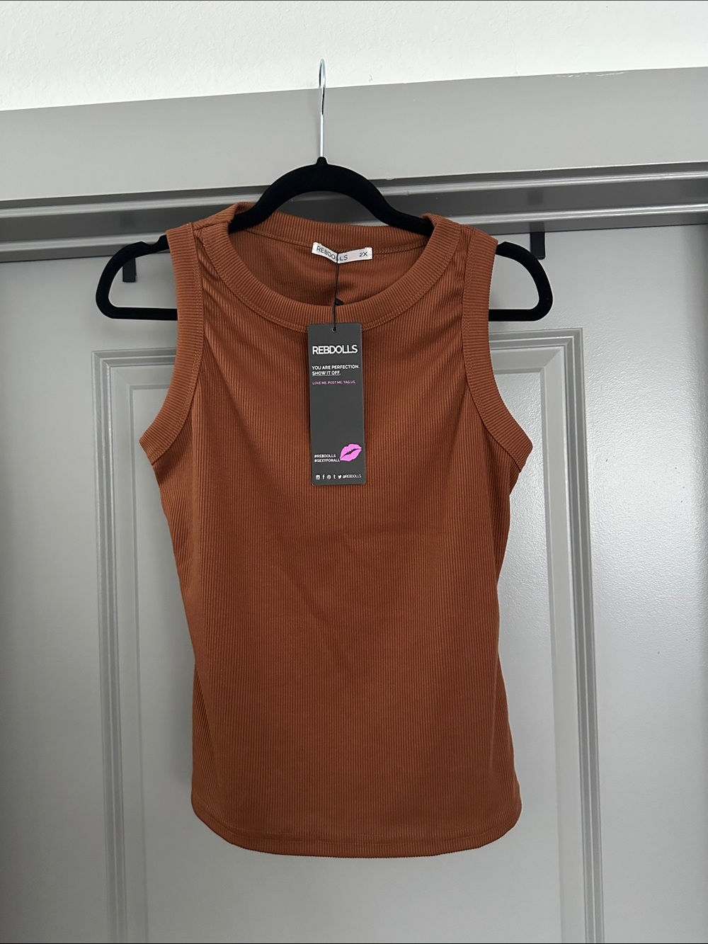 Rebdolls Ribbed Sleeveless Tank Top in Rust
